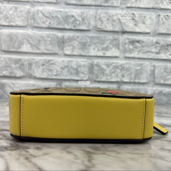 Coach Mini Camera Bag In Signature Canvas With Dreamy Veggie Print - Picture 6 of 9